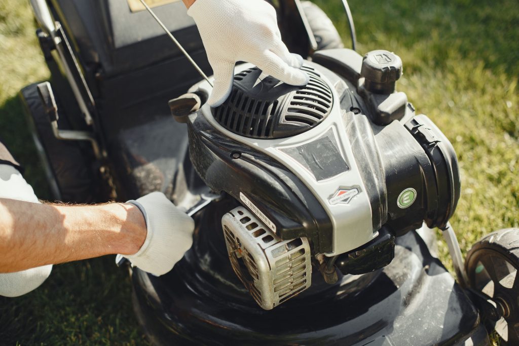 What to do when your lawn mower won't turn over